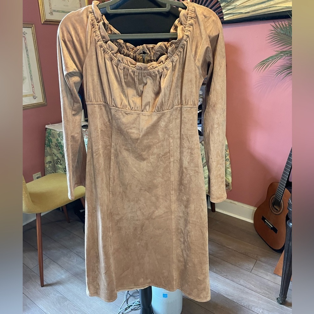 Vintage y2k faux suede ruffle neck mini dress by Moda International. Size 8